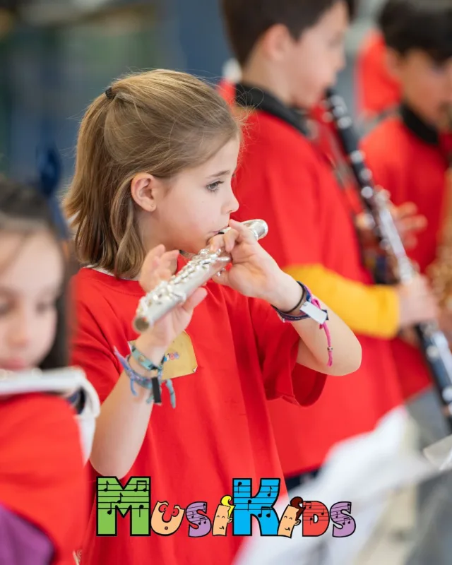 🥳 ¡Un año más el Encuentro Musikids fue un éxito! 🥳

💪 Nuestro alumnos de Grado Musical trabajaron duro y lo pasaron en grande 💪🎻🎺🪈

📷 Os compartimos imágenes del día, clases de ensayo y orquesta

👏 Muchas gracias a @irlandesaselsoto por ser colegio anfitrión

#Musikids2025 #gradomusical #educandoconlamúsica #tempomusical